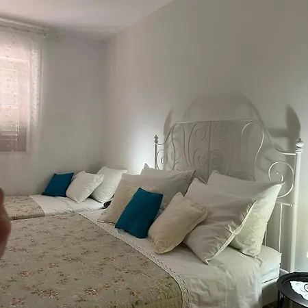 Appartement With Swimming Pool Jelsa (Hvar)